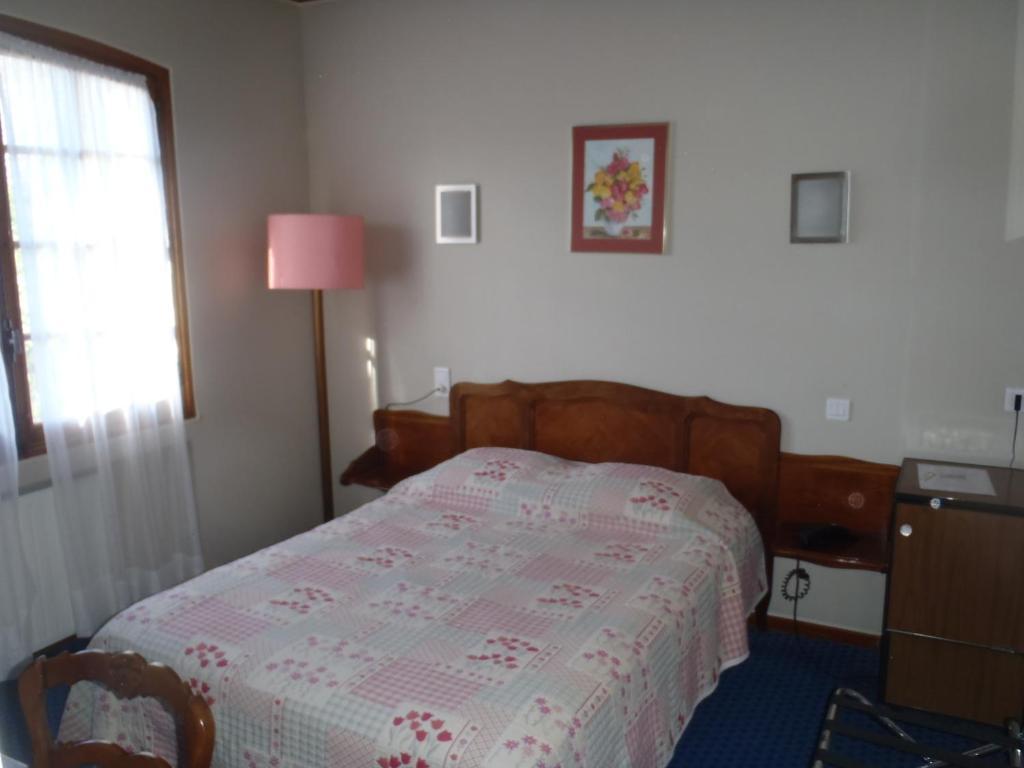 Grand Hotel Du Cours Sisteron Rom bilde