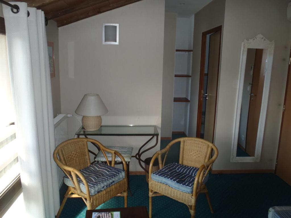 Grand Hotel Du Cours Sisteron Rom bilde